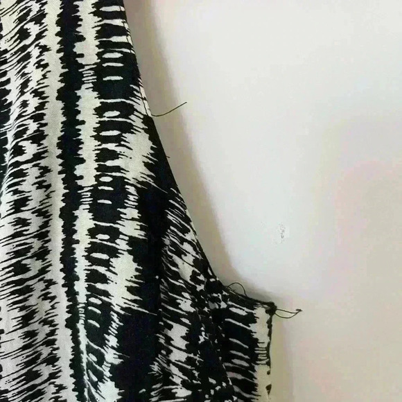 Silence and Noise Women’s Black Coachella Boho Bohemian Crop Indie Sleeze Top XS - Picture 8 of 11